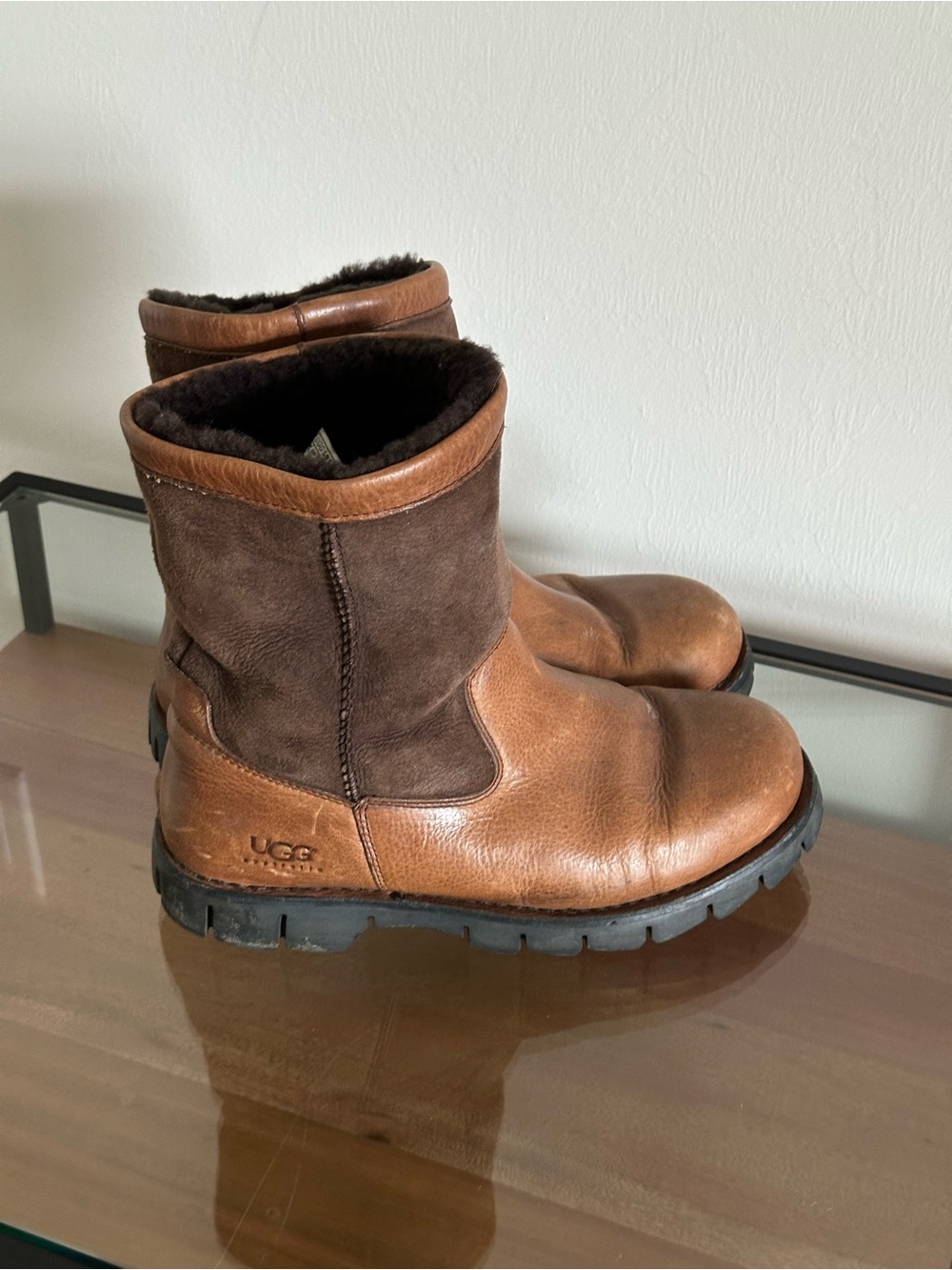 UGG Australia Beacon Men's Brown Leather Sheepskin Boots Size 10